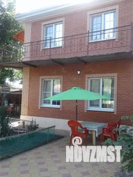 Дом 64м², 2-этажный, посуточно,