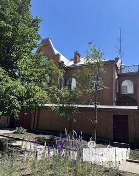 Дом 300м², 3-этажный, на длительный срок,