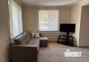 Дом 300м², 3-этажный, на длительный срок,