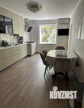 Дом 300м², 3-этажный, на длительный срок,