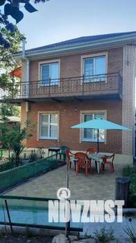 Дом 64м², 2-этажный, посуточно,