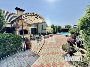 Дом 136м², 2-этажный, участок 6 сот.