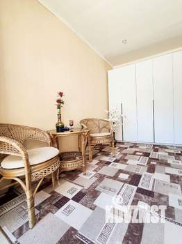 Дом 220м², 2-этажный, участок 4 сот.