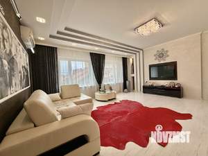 Таунхаус 230м², 3-этажный, участок 1 сот.