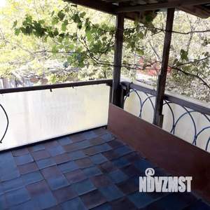 Дом 81м², 2-этажный, участок 6 сот.