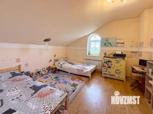 Дом 117м², 3-этажный, участок 1 сот.