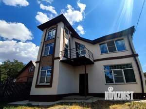 Дом 220м², 3-этажный, участок 6 сот.