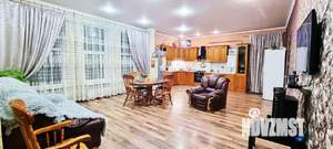 Дом 240м², 2-этажный, участок 6 сот.