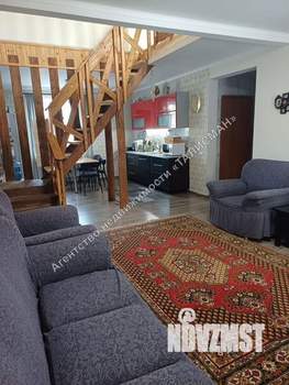 Дом 136м², 2-этажный, участок 6 сот.