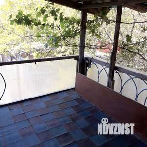 Дом 81м², 2-этажный, участок 6 сот.