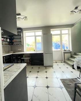 Дом 110м², 2-этажный, участок 6 сот.