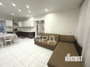 Дом 102м², 2-этажный, участок 2 сот.