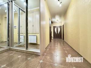 Таунхаус 217м², 3-этажный, участок 1 сот.