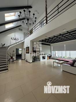 Дом 470м², 2-этажный, участок 8 сот.