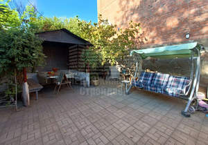 Дом 306м², 3-этажный, участок 6 сот.