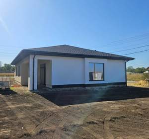 Дом 140м², 1-этажный, участок 9 сот.