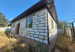 Дом 80м², 2-этажный, участок 6 сот.