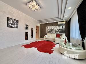 Таунхаус 230м², 3-этажный, участок 1 сот.