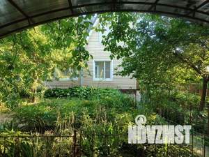 Дом 110м², 2-этажный, участок 6 сот.