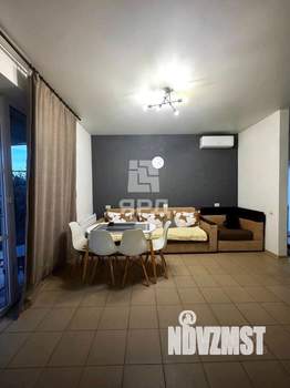 Таунхаус 180м², 2-этажный, участок 6 сот.