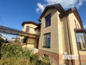 Дом 390м², 3-этажный, участок 8 сот.