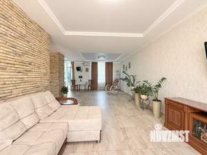 Таунхаус 110м², 2-этажный, участок 2 сот.