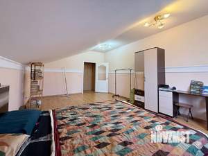 Дом 117м², 3-этажный, участок 1 сот.