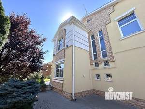 Дом 286м², 2-этажный, участок 10 сот.