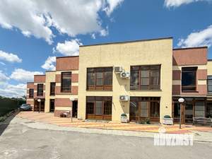 Таунхаус 110м², 2-этажный, участок 2 сот.