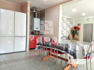 Дом 200м², 3-этажный, участок 3 сот.