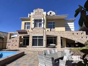 Дом 286м², 2-этажный, участок 10 сот.