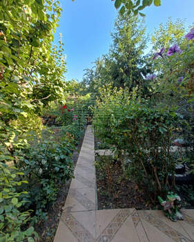 Дом 306м², 3-этажный, участок 6 сот.