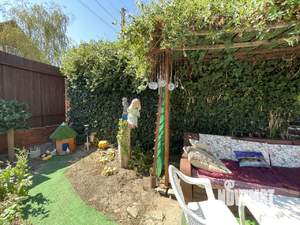 Дом 120м², 2-этажный, участок 6 сот.