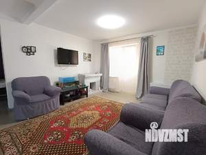 Дом 136м², 2-этажный, участок 6 сот.