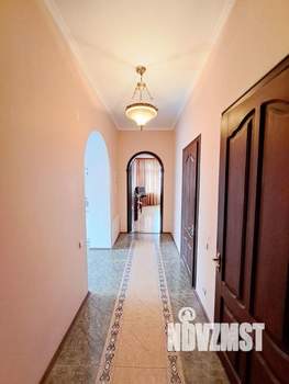 Дом 431м², 3-этажный, участок 4 сот.