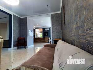 Дом 220м², 3-этажный, участок 6 сот.