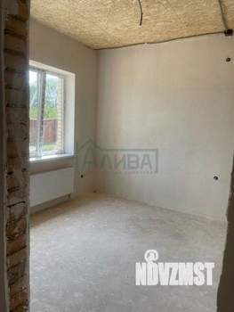 Дом 98м², 2-этажный, участок 5 сот.