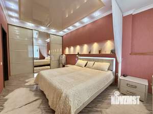 Таунхаус 230м², 3-этажный, участок 1 сот.