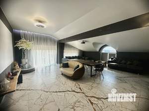 Дом 250м², 2-этажный, посуточно, 