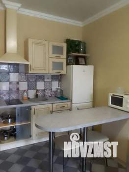 Дом 40м&sup2;, 2-этажный, посуточно, 