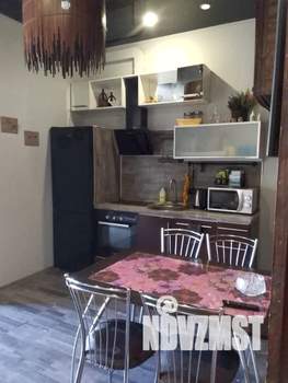 Дом 75м&sup2;, 2-этажный, посуточно, 