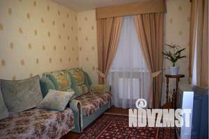 Дом 60м&sup2;, 2-этажный, посуточно, 