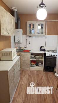 Дом 90м², 2-этажный, на длительный срок, 