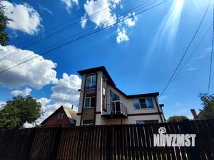 Дом 220м², 3-этажный, участок 6 сот.  