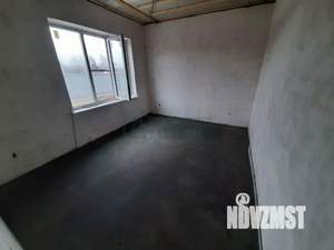 Дом 77м&sup2;, 2-этажный, участок 3 сот.  