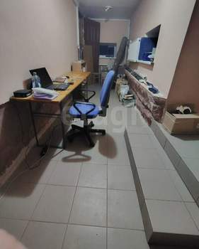 Дом 266м&sup2;, 3-этажный, участок 9 сот.  