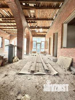 Дом 250м&sup2;, 3-этажный, участок 3 сот.  