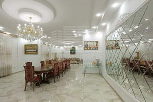 Дом 379м&sup2;, 1-этажный, участок 17 сот.  