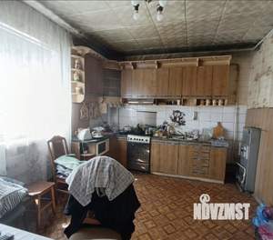 Дом 140м², 3-этажный, участок 4 сот.  
