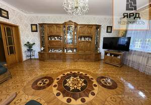 Дом 250м², 3-этажный, участок 6 сот.  